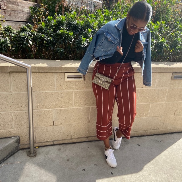 Poshmark banner for @dime